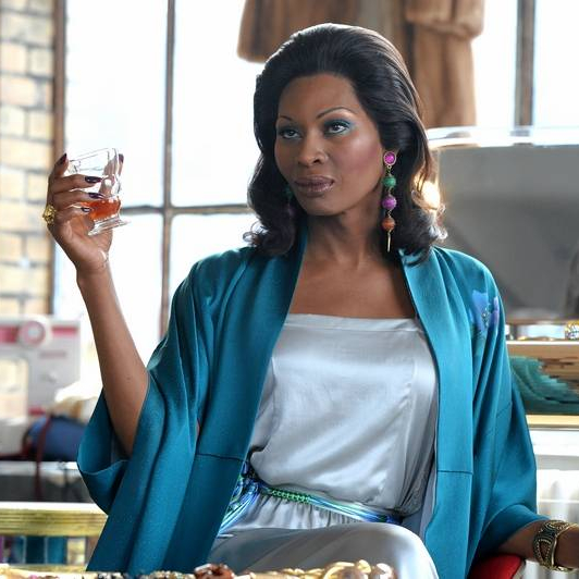 Pose  (2021)