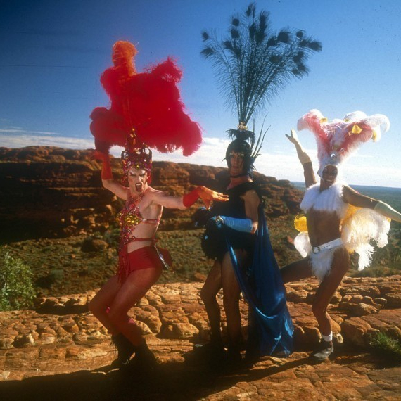 The Adventures of Priscilla, Queen of the Desert / Dobrodružství Priscilly, královny pouště  (1994)