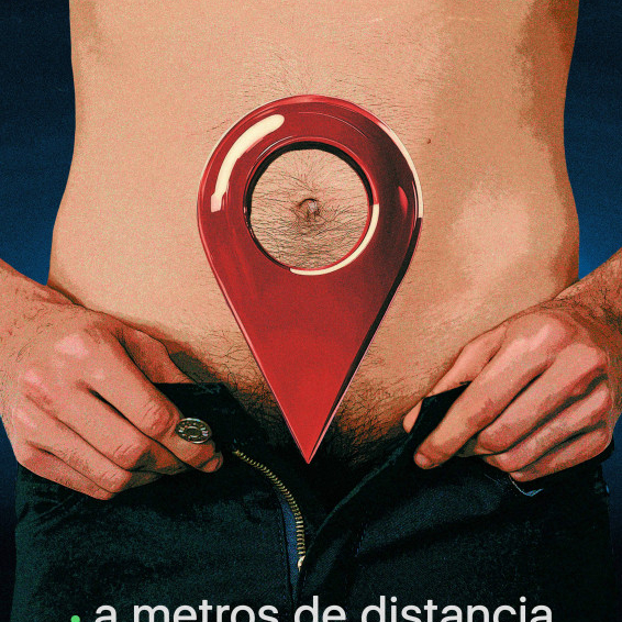 A metros de distancia / A few feet away