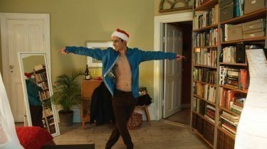 En underbar jävla jul / A Holy Mess / Kyselé Vánoce  ()
