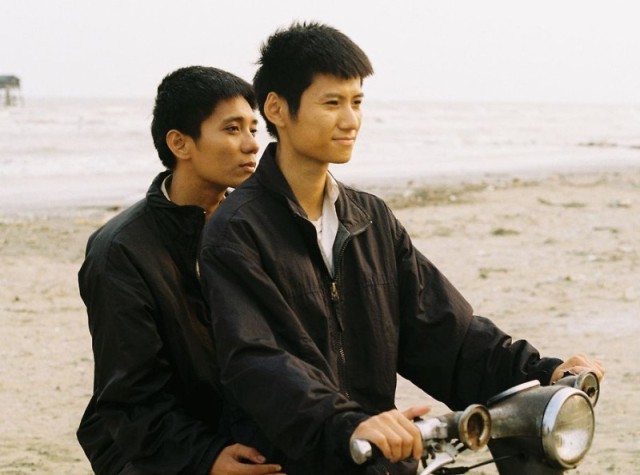 Trong lòng dat / Viet and Nam