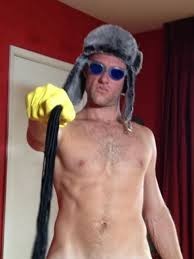 Hot Guys with Guns  ()