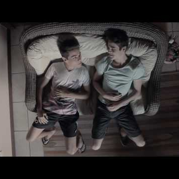 Curta LGBT / Enquanto Ainda é Tempo - Short
