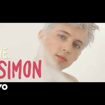 Troye Sivan - Strawberries &amp; Cigarettes (Love, Simon Music Video)