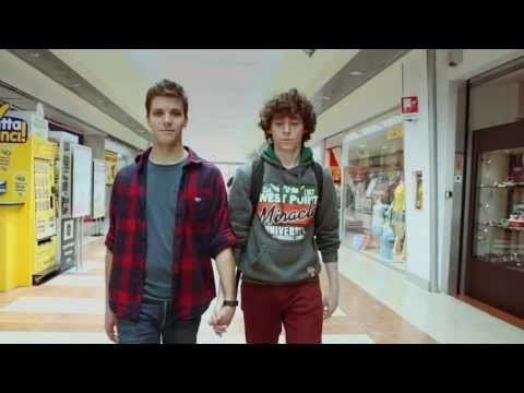 Lo spot &quot;Let&#039;s fall in love&quot;di Pappi Corsicato - Palermo Pride 2013 (Moodyproduction)