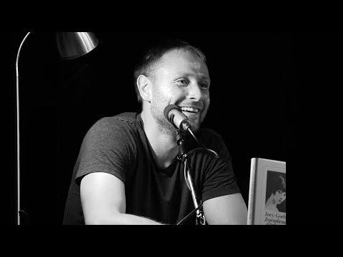 Max Riemelt reads from Joey Goebel&#039;s book - Juni 3. 2019